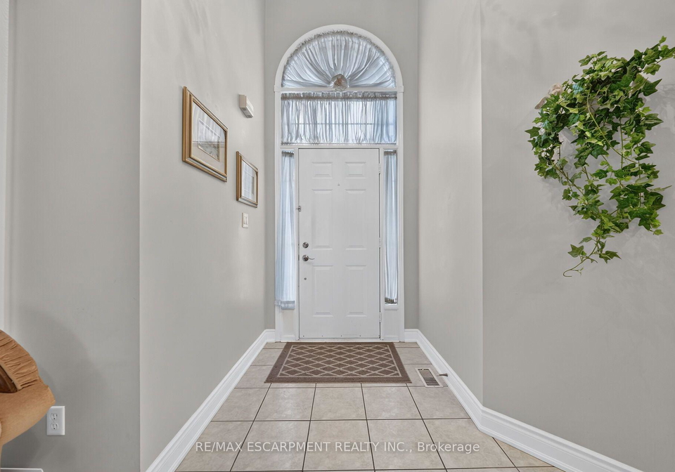 42-hillgarden-drive-hamilton-ontario-x13688728