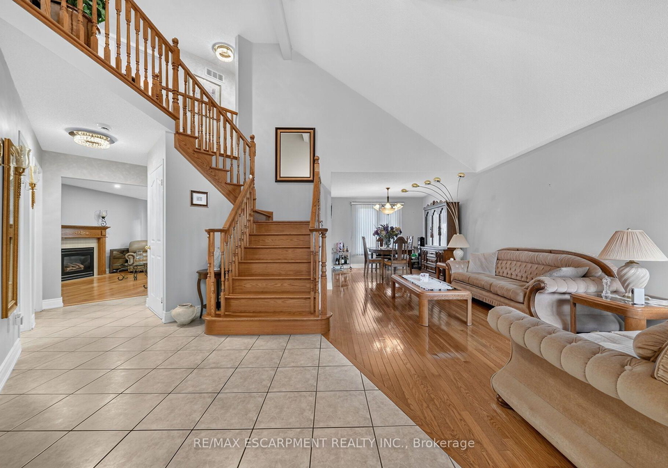 42-hillgarden-drive-hamilton-ontario-x13688728