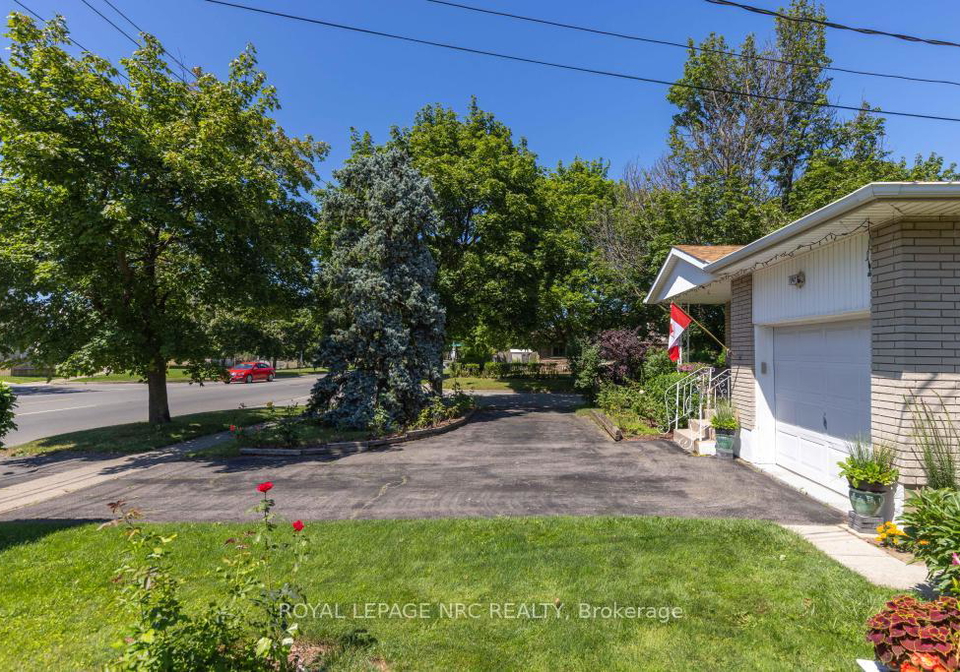 542-lake-street-st-catharines-ontario-x13688906