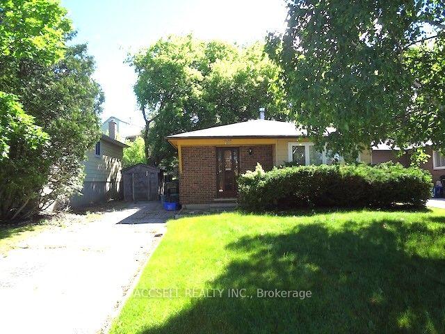 28-harcourt-crescent-kitchener-ontario-x13689022