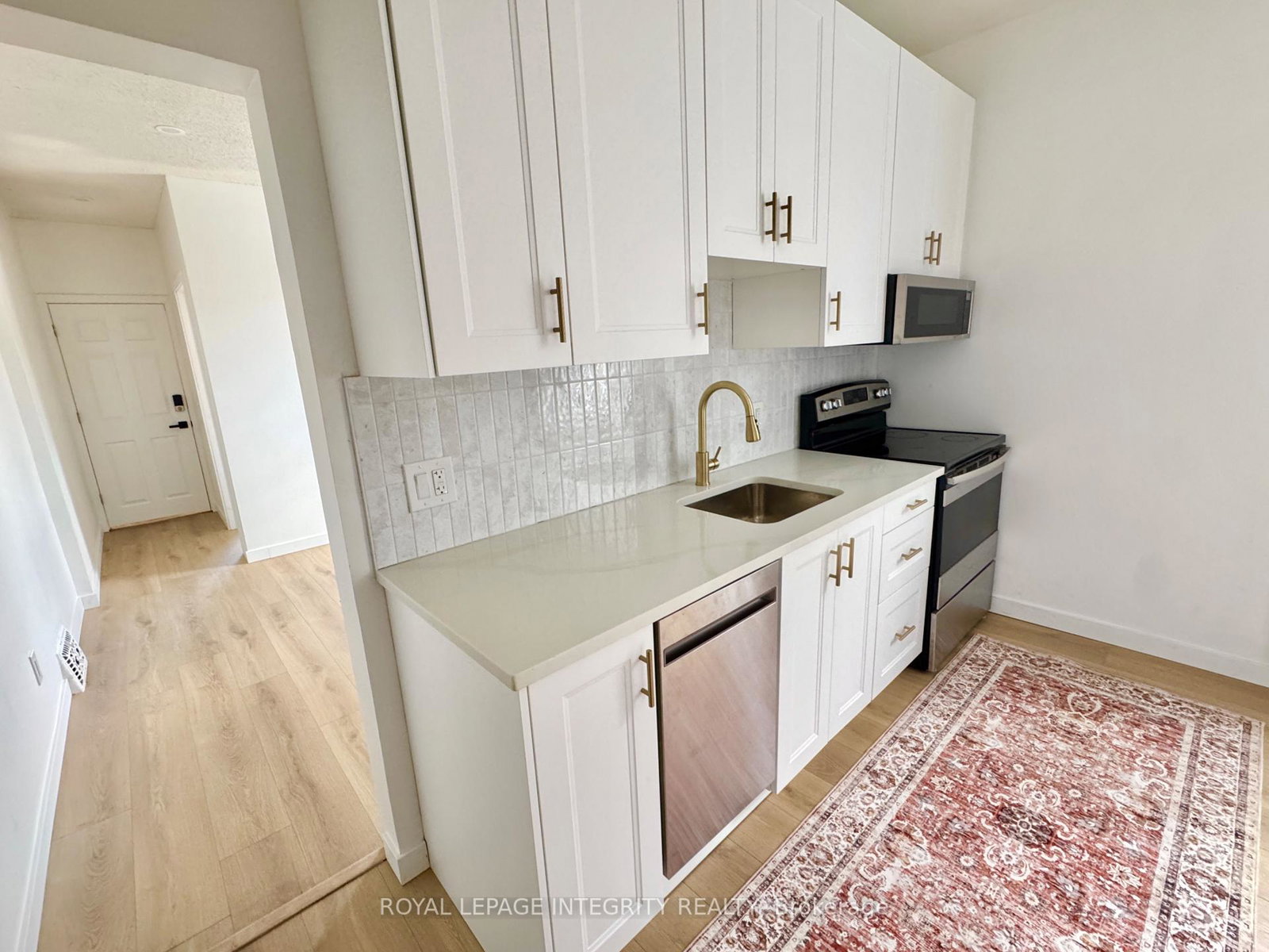 920-gladstone-avenue-ottawa-ontario-x13689140