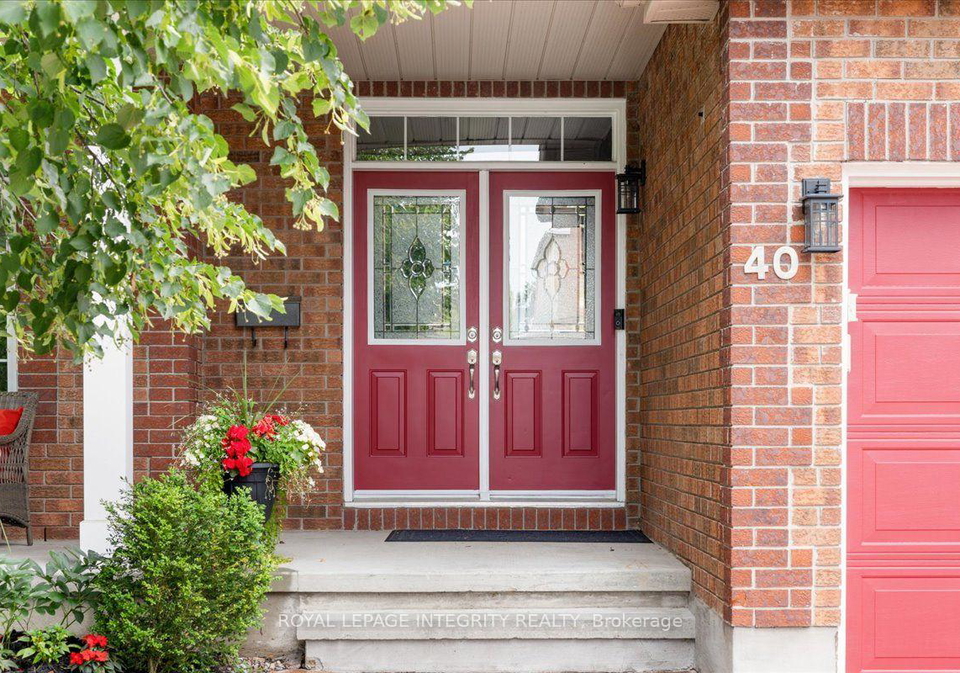 40-bon-echo-crescent-kanata-ontario-x13689308
