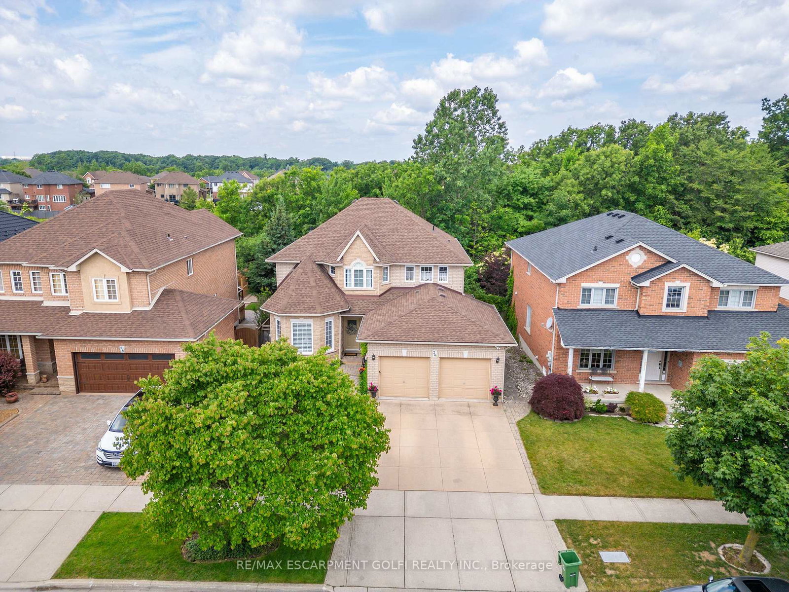 26-shadetree-crescent-hamilton-ontario-x13689322