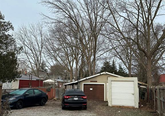 33-richmond-street-chatham-kent-ontario-x13689346