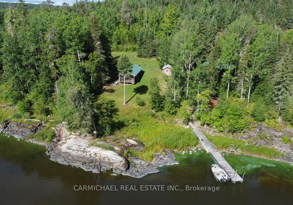 0-clay-lake-kenora-remote-area-ontario-x13689690