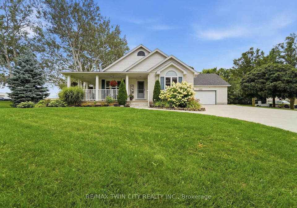 15-shephard-place-wilmot-ontario-x13689892
