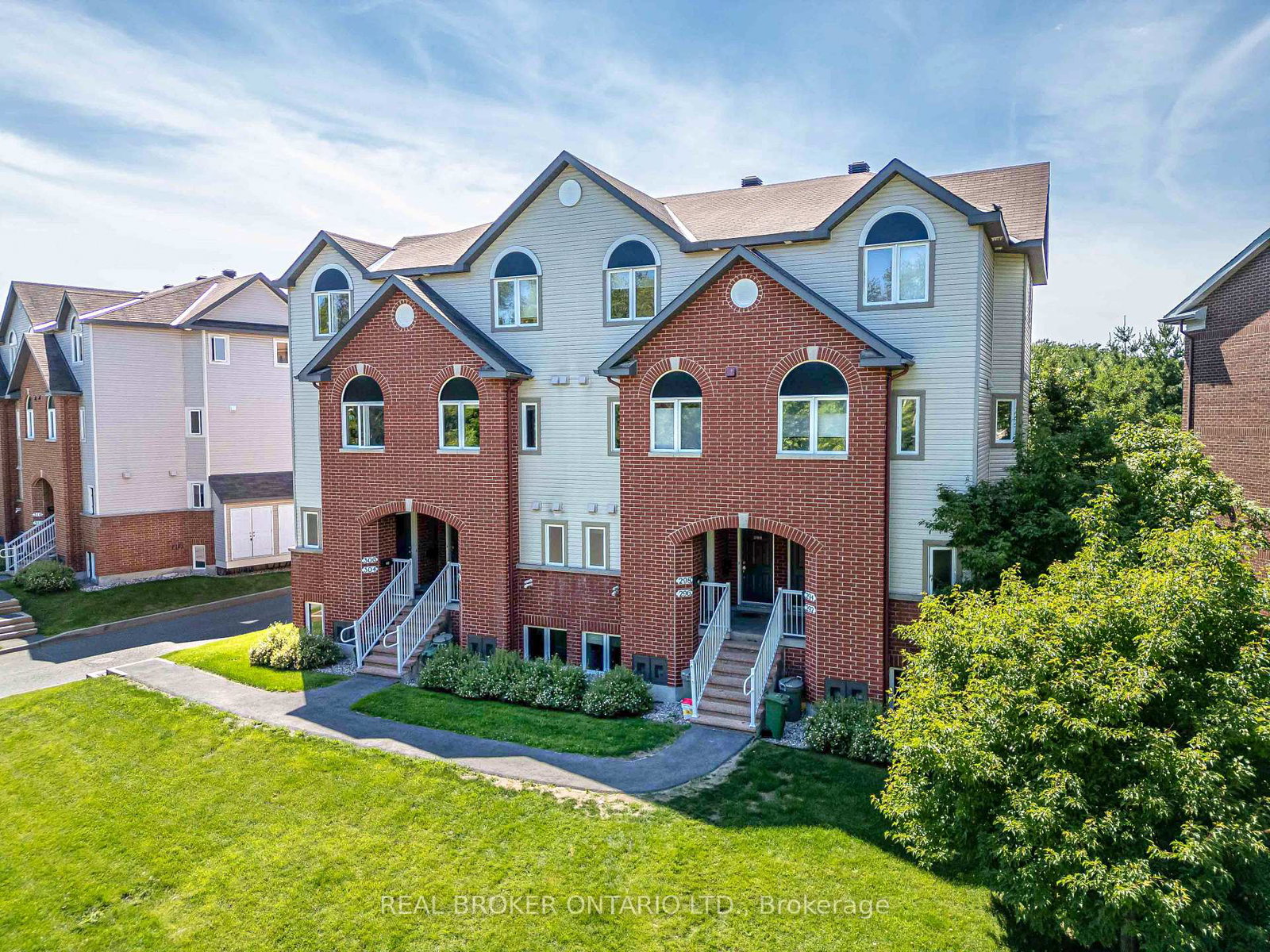 292-london-terrace-ottawa-ontario-x13689936