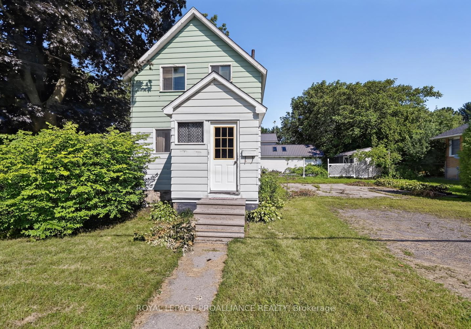 300-park-street-e-prescott-ontario-x13689988