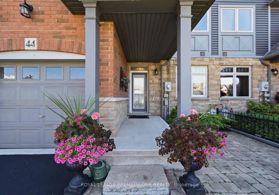 44-conrad-place-grimsby-ontario-x13690092