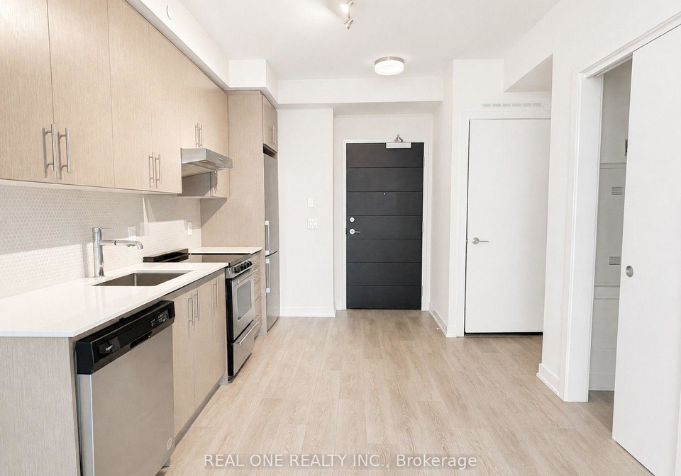 212-king-williams-street-hamilton-ontario-x13690096