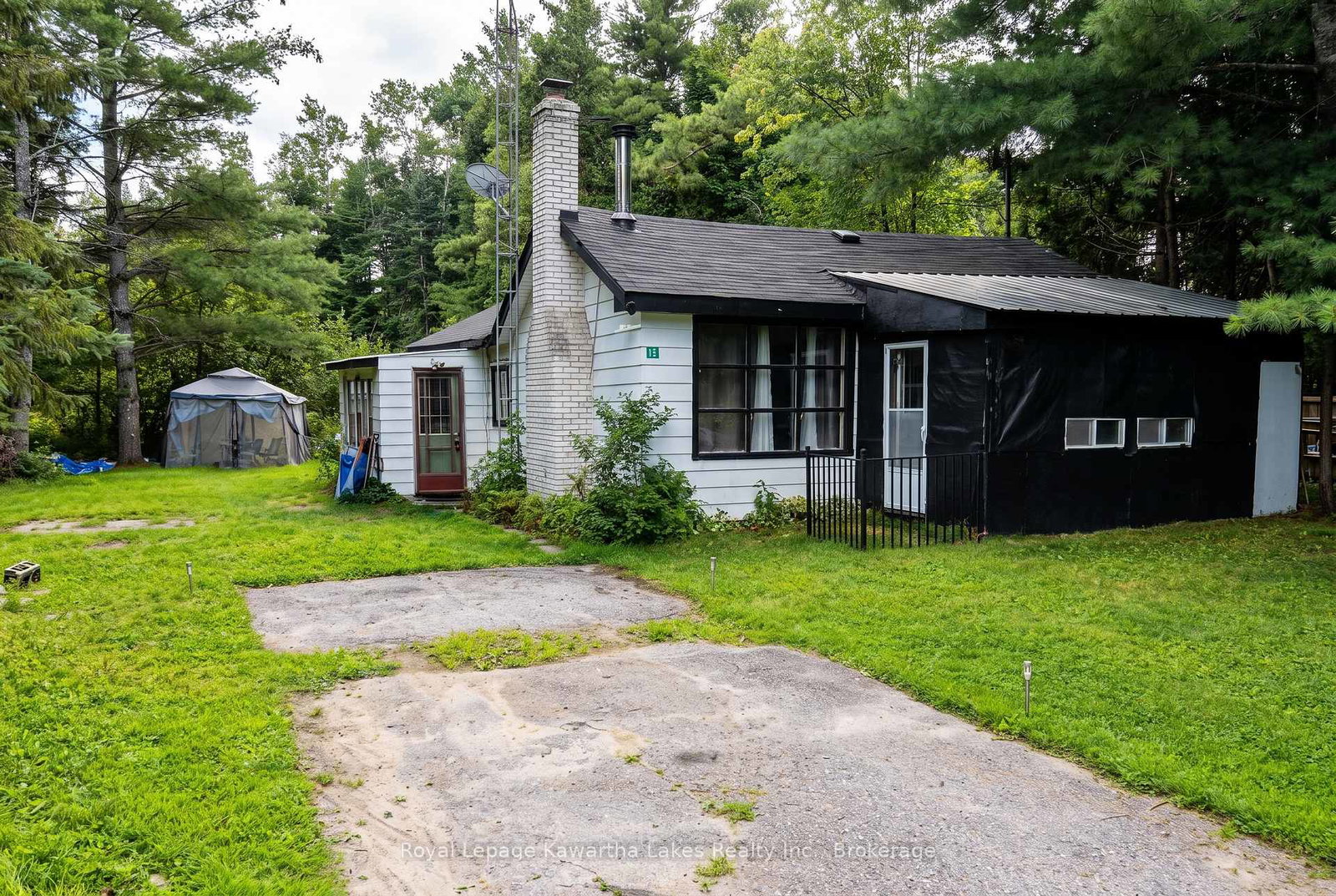 15-cockburn-street-kawartha-lakes-ontario-x13690540