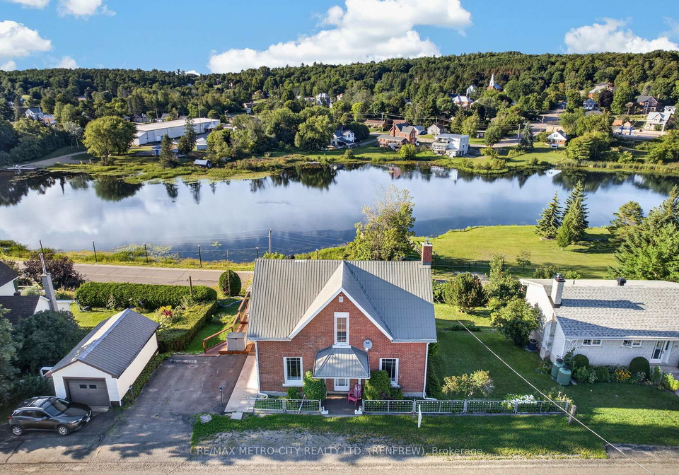 293-queen-street-bonnechere-valley-ontario-x13690610