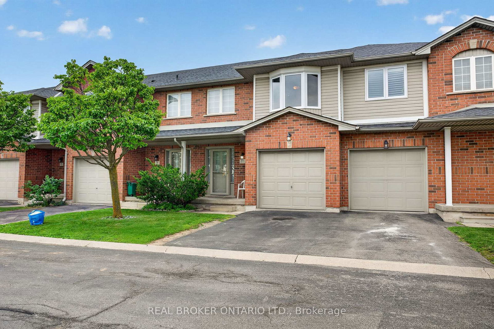 800-paramount-drive-hamilton-ontario-x13690730