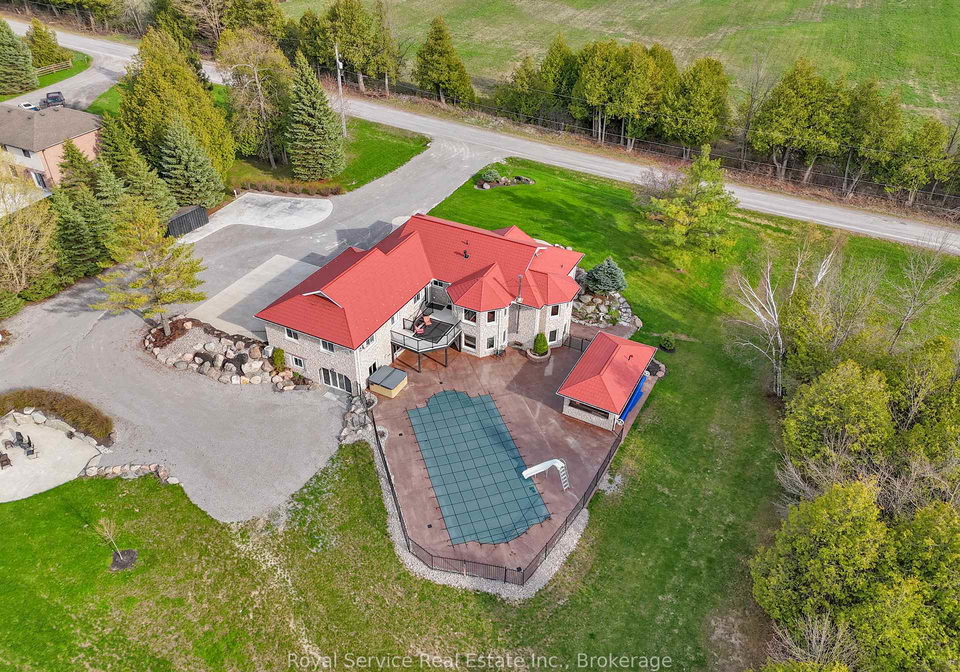 310-viner-line-selwyn-ontario-x13690884