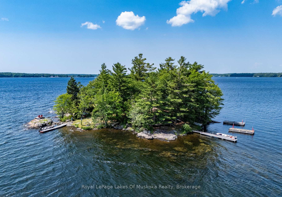 1-island-2sl-island-gravenhurst-ontario-x13690910