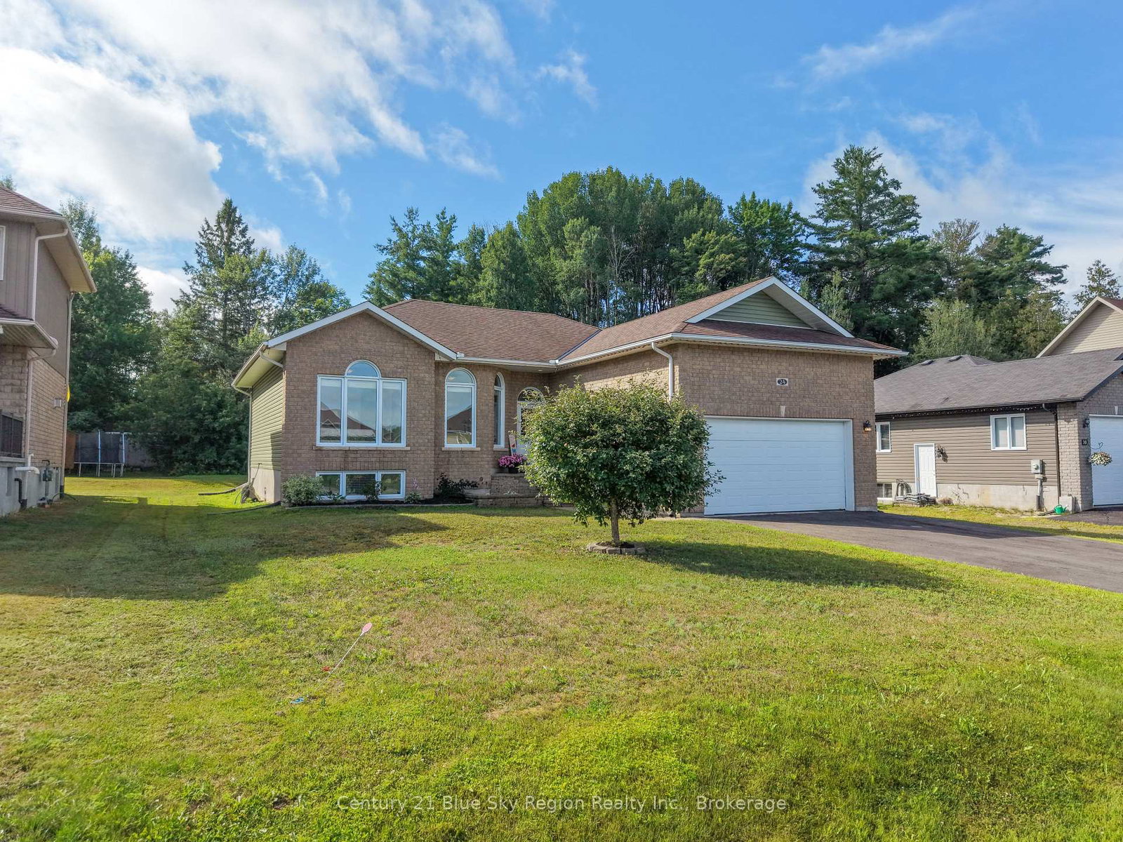 24-osprey-crescent-callander-ontario-x13691056