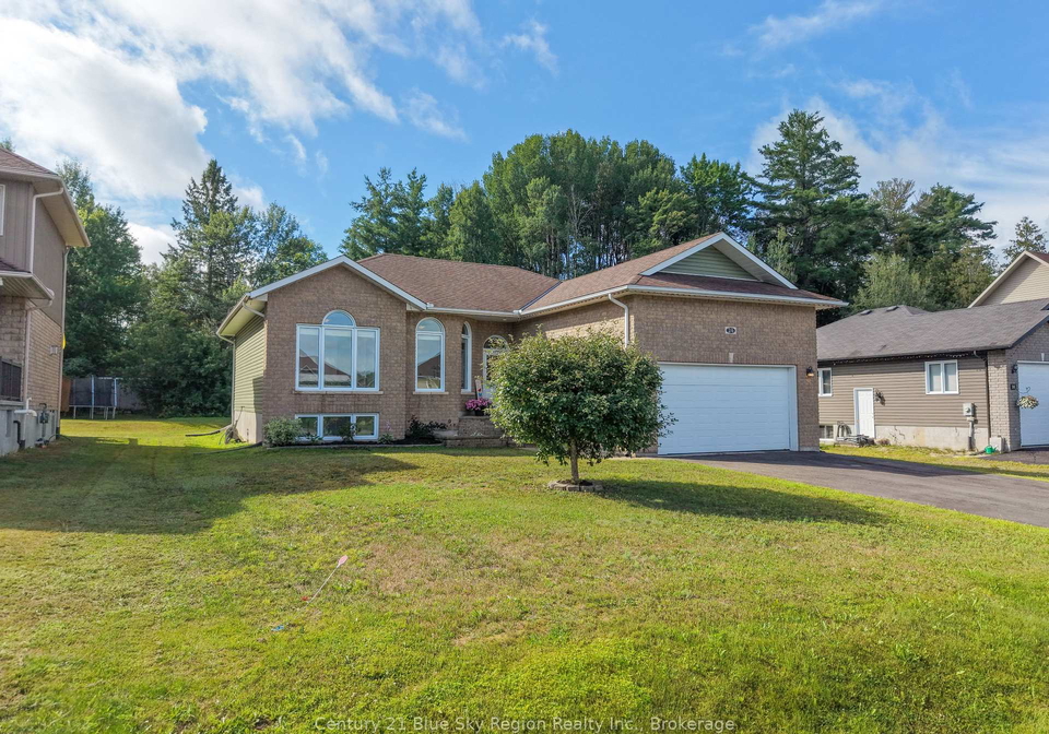 24-osprey-crescent-callander-ontario-x13691056