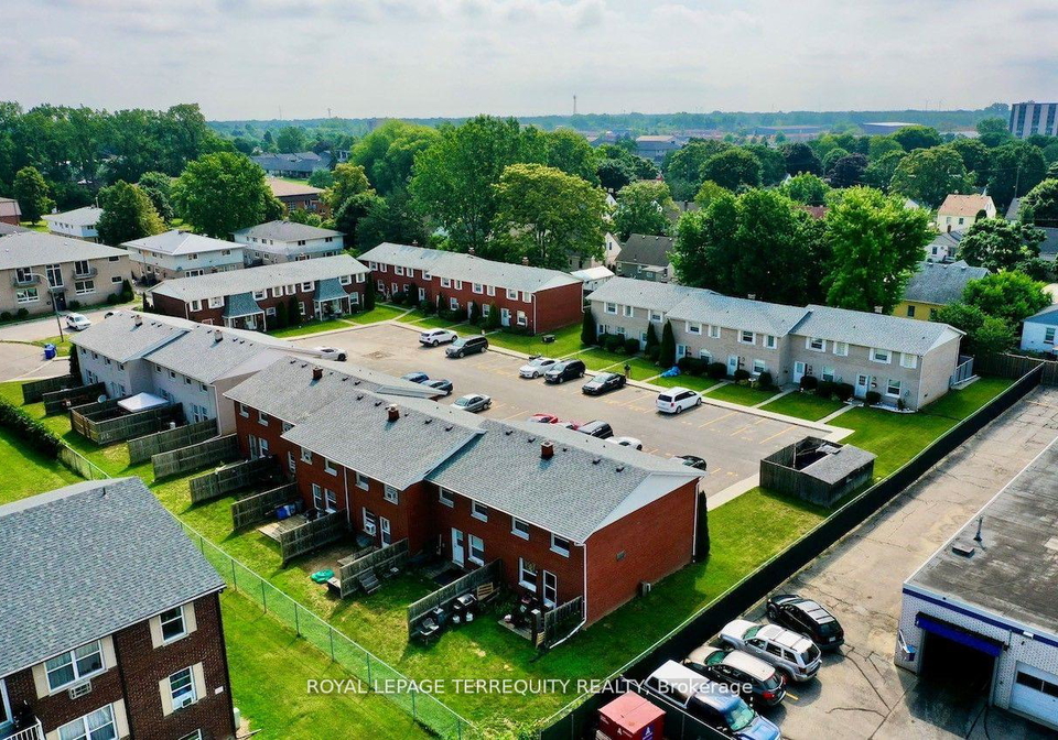 10-orchard-place-chatham-kent-ontario-x13691136