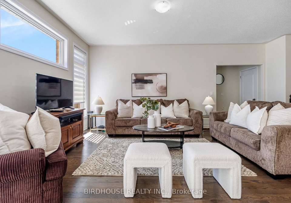 107-alcorn-drive-kawartha-lakes-ontario-x13691270