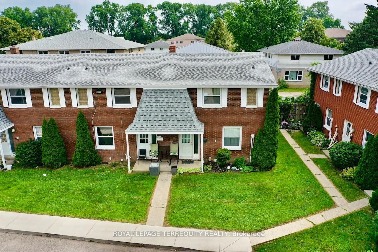 16-orchard-place-chatham-kent-ontario-x13691278