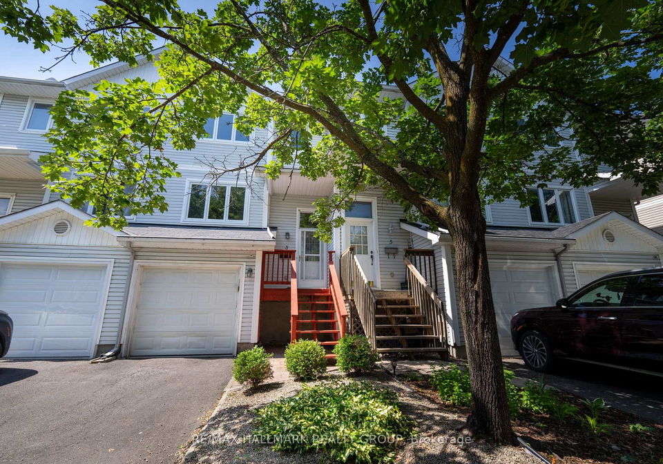 3-seth-private-ottawa-ontario-x13691290
