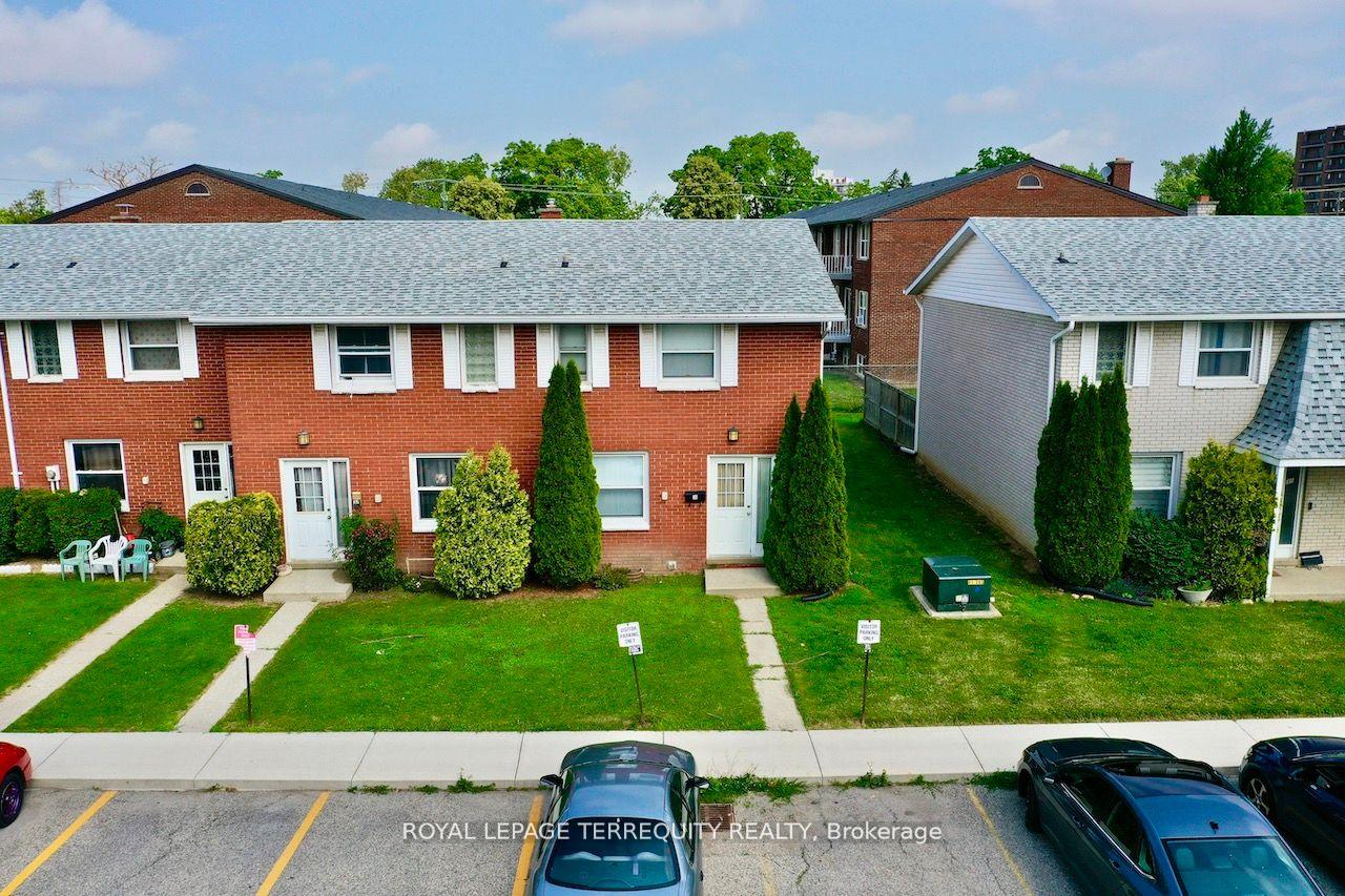 35-orchard-place-chatham-kent-ontario-x13691456