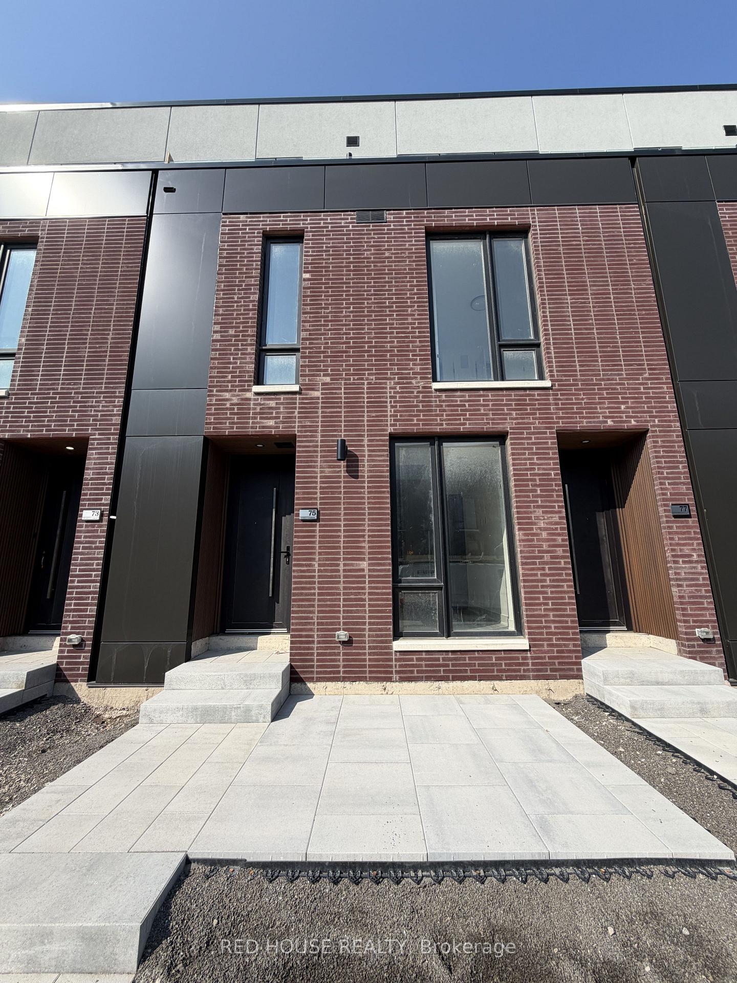 75-everett-common-st-catharines-ontario-x13691482