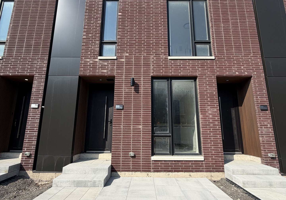 75-everett-common-st-catharines-ontario-x13691482
