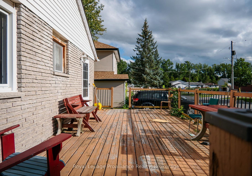 10-wooler-road-quinte-west-ontario-x13691594