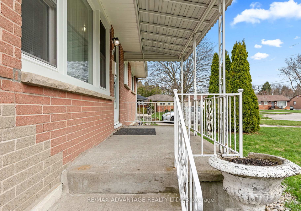 1920-duluth-crescent-london-east-ontario-x13691624