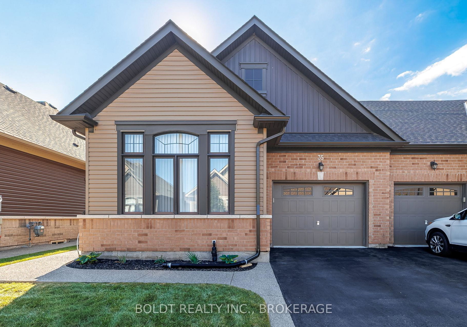 35-cosmopolitan-common-st-catharines-ontario-x13691738