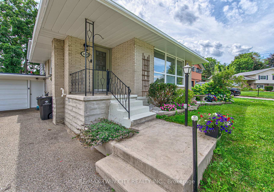 104-springbank-crescent-waterloo-ontario-x13692034