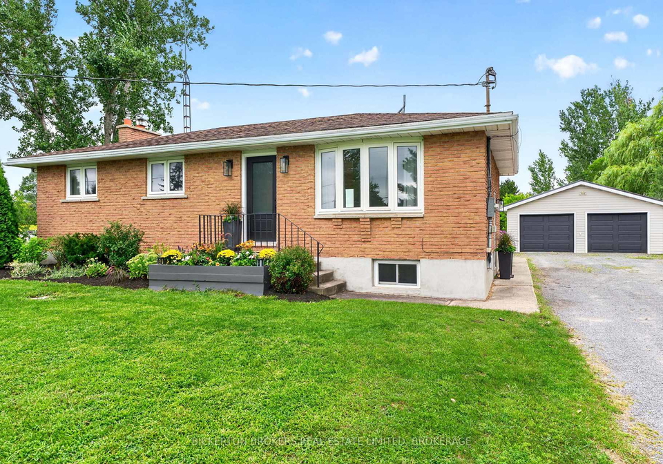 62-haig-road-front-of-leeds-seeleys-bay-ontario-x13692172
