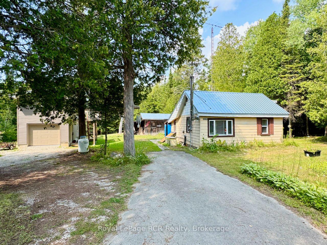 568-stokes-bay-road-northern-bruce-peninsula-ontario-x13692186