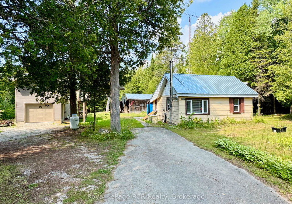 568-stokes-bay-road-northern-bruce-peninsula-ontario-x13692186