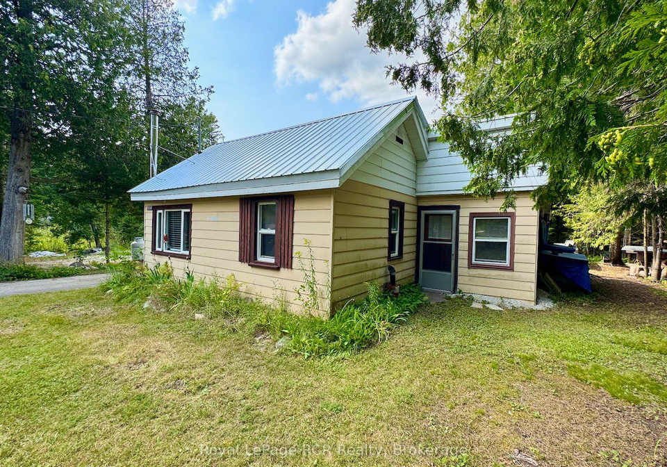 568-stokes-bay-road-northern-bruce-peninsula-ontario-x13692186