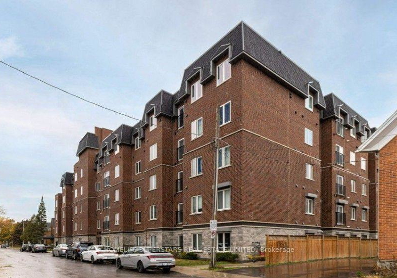 501-frontenac-street-kingston-ontario-x13692240
