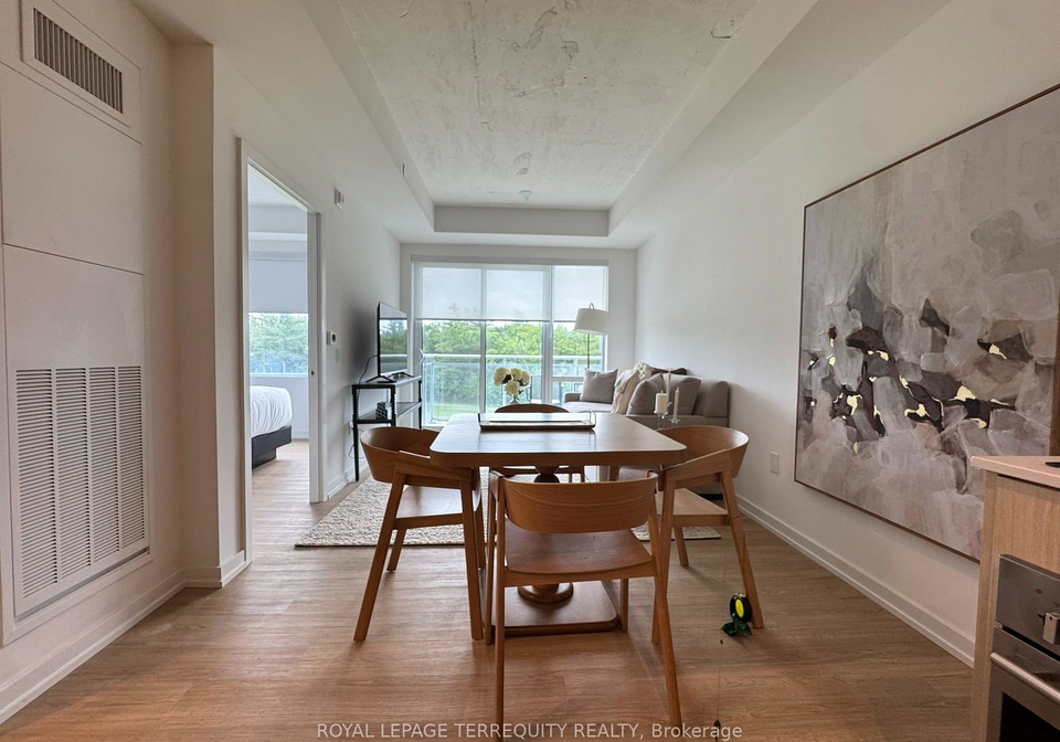 100-carrick-trail-gravenhurst-ontario-x13692350