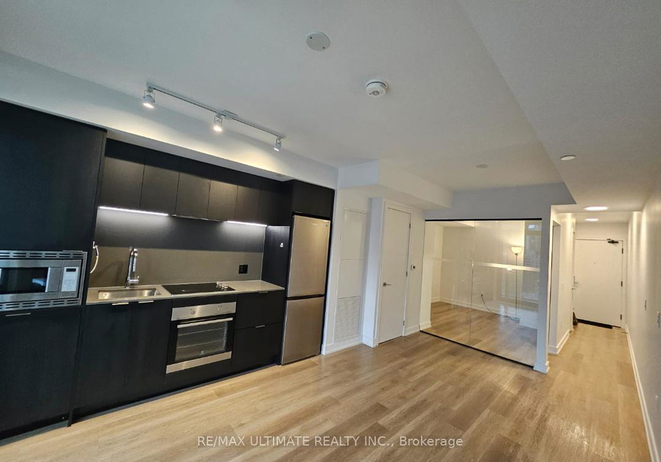 1-jarvis-street-hamilton-ontario-x13692402