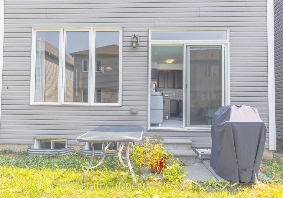 7648-hackberry-trail-niagara-falls-ontario-x13692404