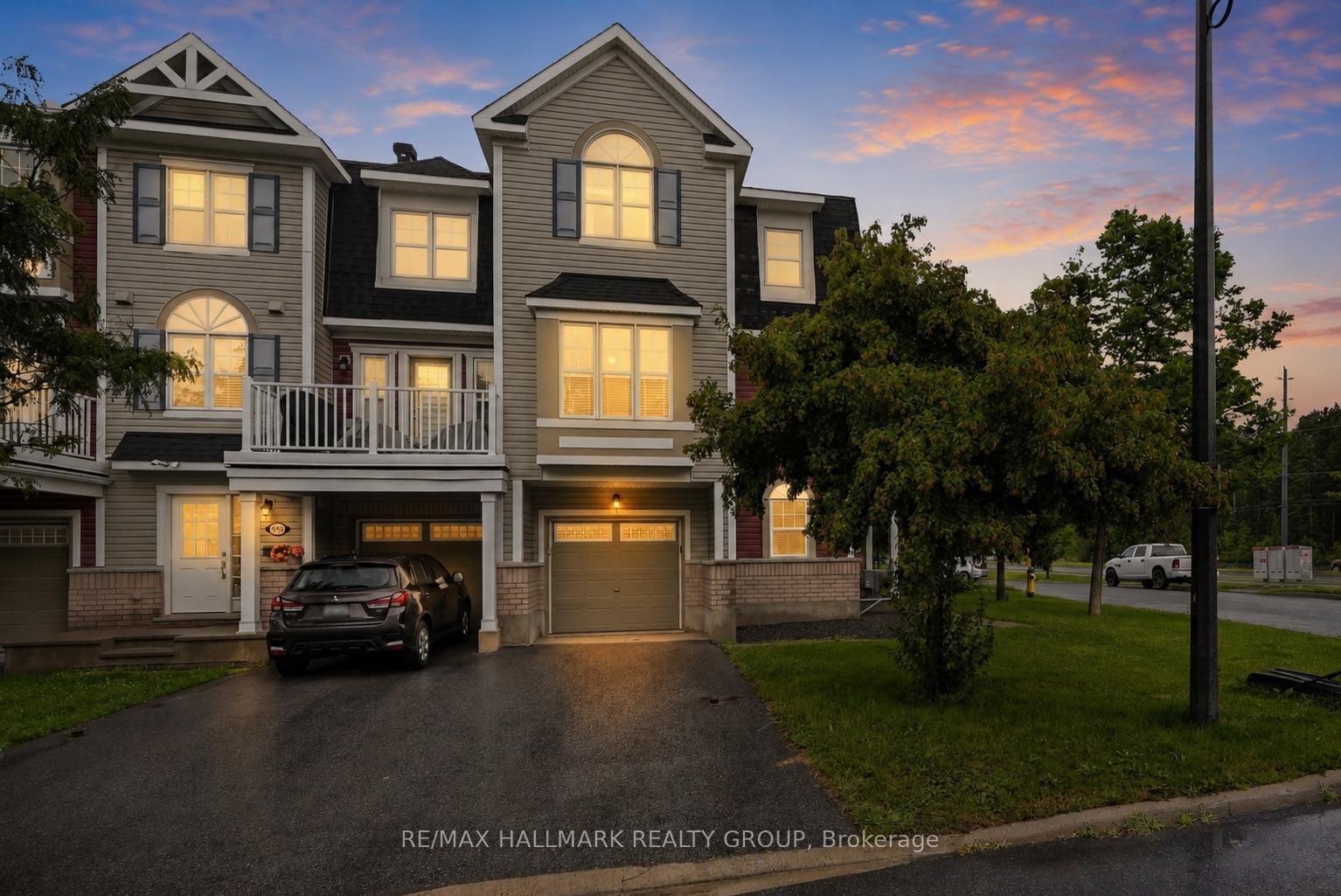 588-foxlight-circle-kanata-ontario-x13692424