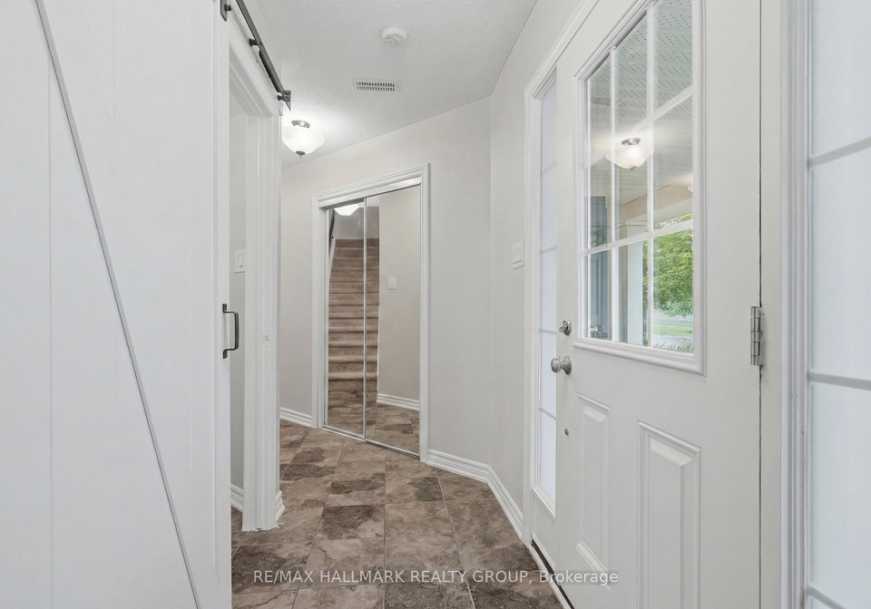 588-foxlight-circle-kanata-ontario-x13692424