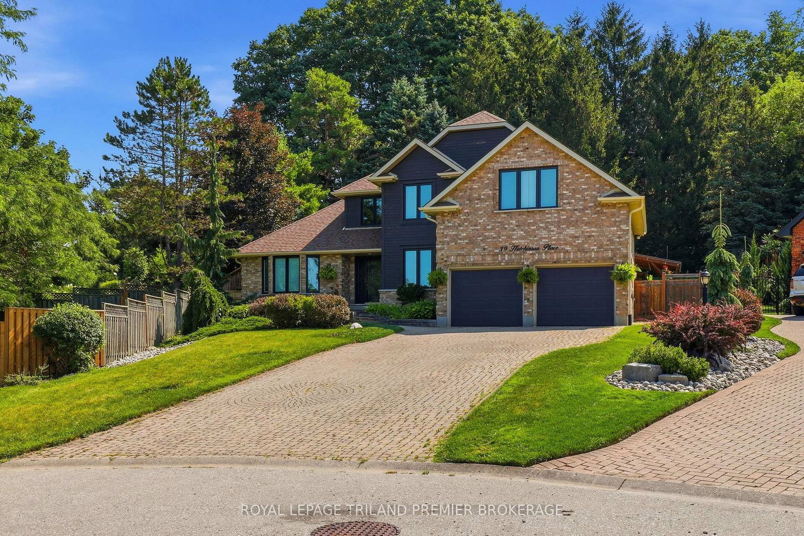 39-hutchinson-place-woodstock-ontario-x13692440