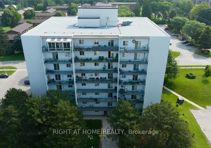 986-huron-street-london-east-ontario-x13692460