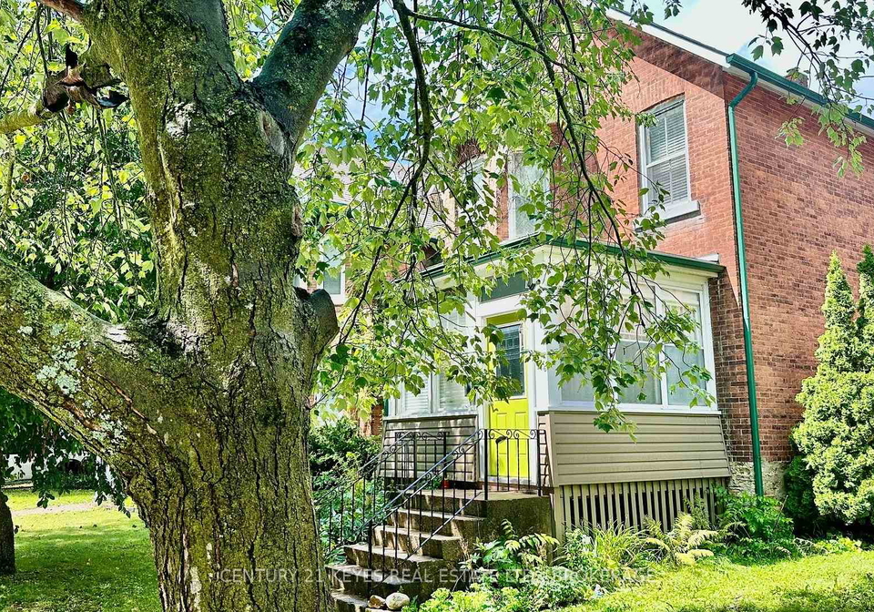 216-brock-street-gananoque-ontario-x13692524