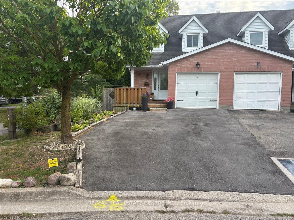 40-caprice-court-kitchener-ontario-x13692562