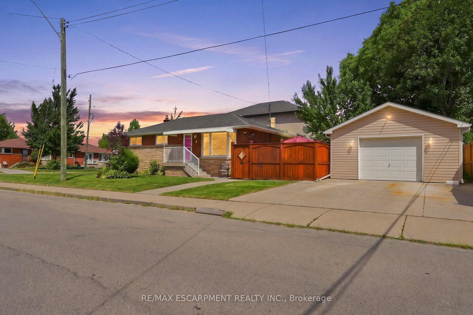 3-mitchell-avenue-hamilton-ontario-x13692624