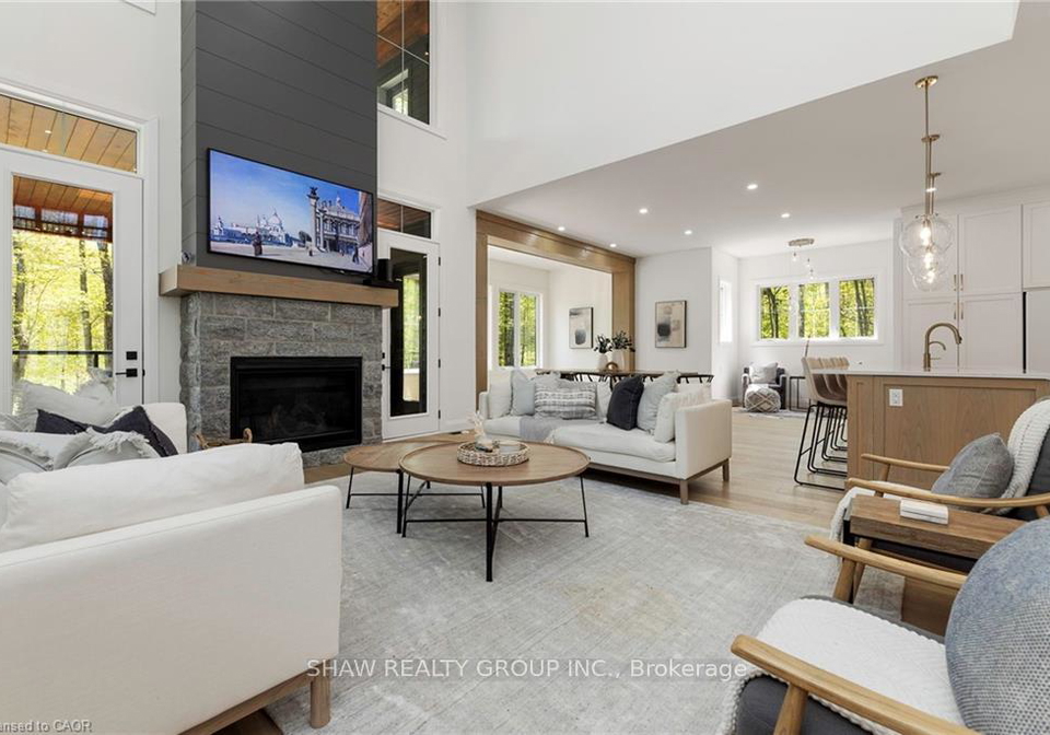 14-st-georges-court-huntsville-ontario-x13692686