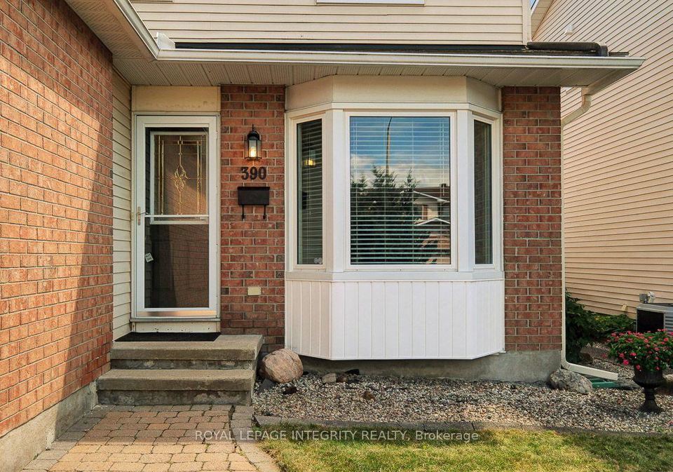 390-oaklawn-crescent-ottawa-ontario-x13692712