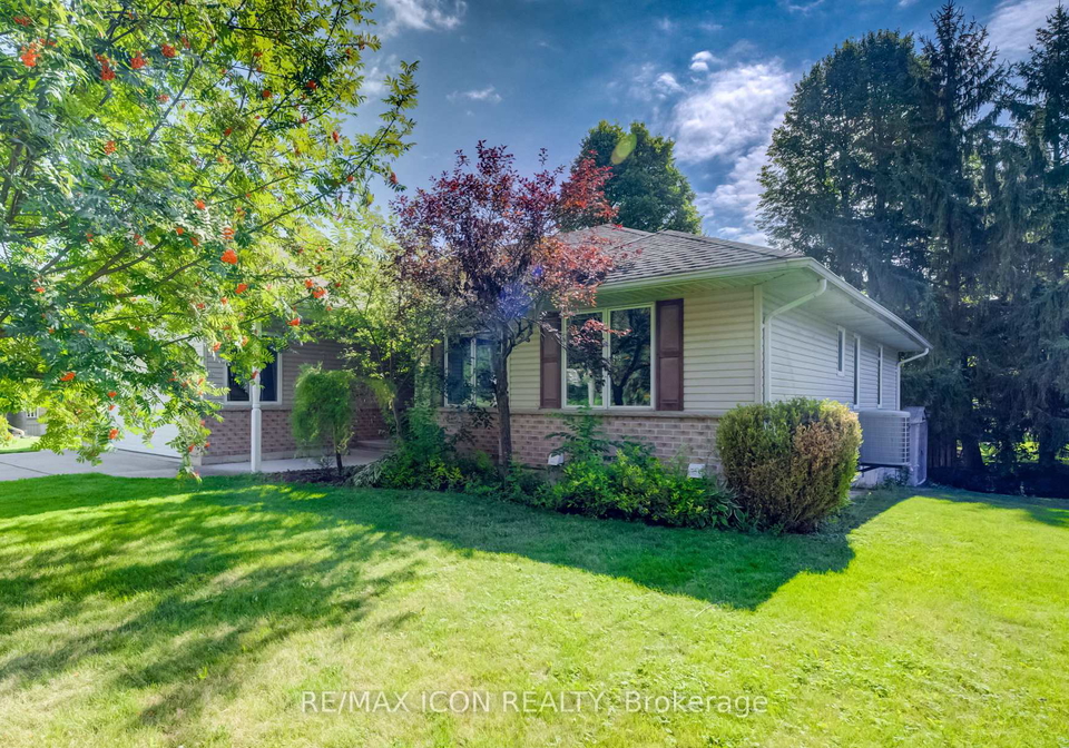 910-walton-avenue-n-north-perth-ontario-x13692908